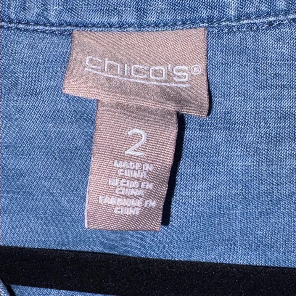 Chico’s Sleeveless Denim Ruffle Button-Up Shirt. Women’s 2 (Women's Large). GUC